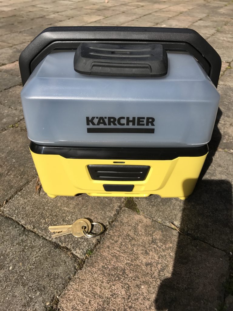 Kärcher OC3 Mobile Outdoor Cleaner - Front On, Keys for Scale