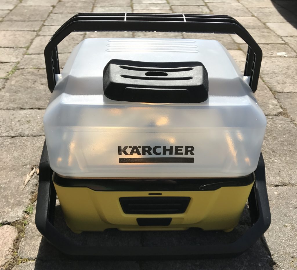 Kärcher OC3 Mobile Outdoor Cleaner - Front On, Ready to remove reservoir